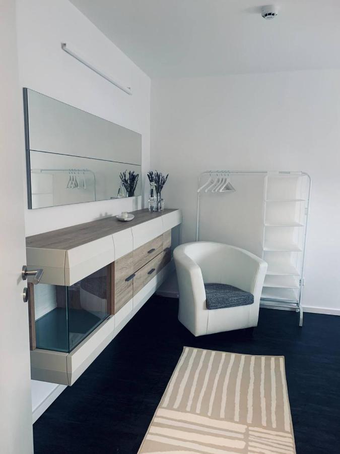 Apartment Mit Penthouse Charakter In Dresde Exterior foto
