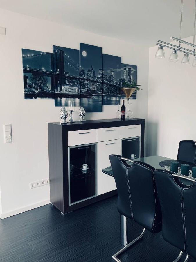 Apartment Mit Penthouse Charakter In Dresde Exterior foto